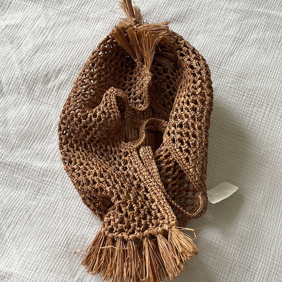 ꧁❤️HOST PICK❤️꧂ BTB LOS ANGELES Jayden Raffia Tote in SAND Color - Picture 10 of 11